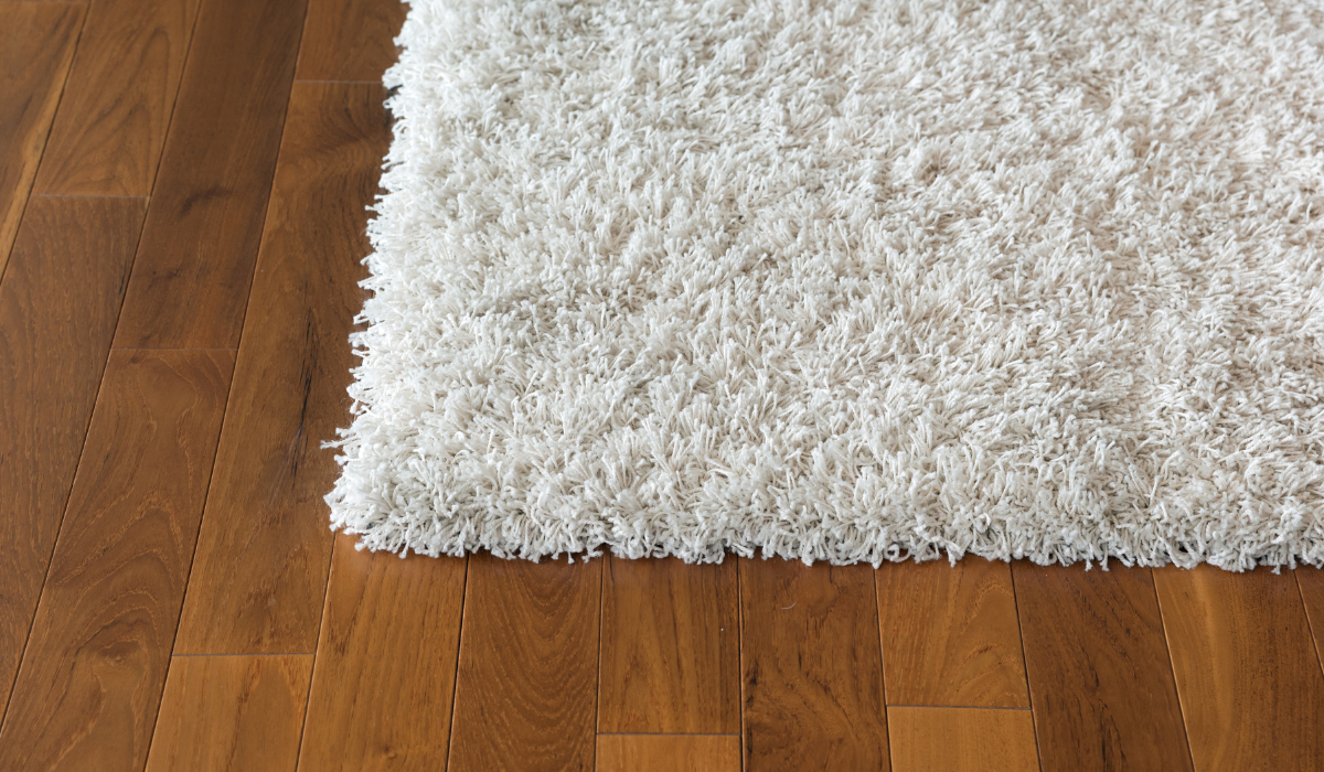 What are the specific carpet cleaning methods used in Thornlands?